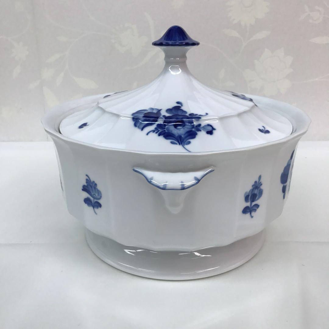 希少 新品ロイヤルコペンハーゲン ブルーフラワー蓋つきスープチューリン 廃盤