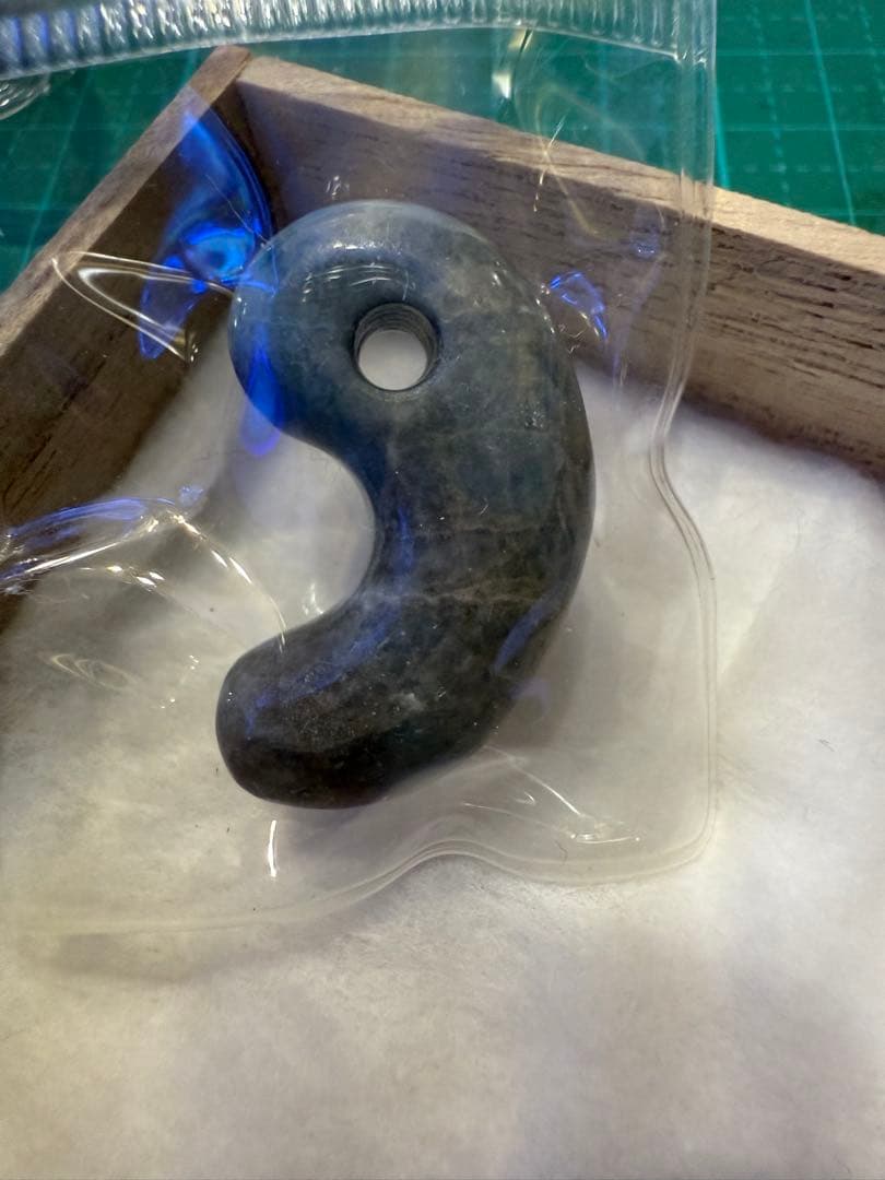 糸魚川‼️青翡翠‼️コン沢‼️勾玉‼️送料無料‼️破格出品‼️