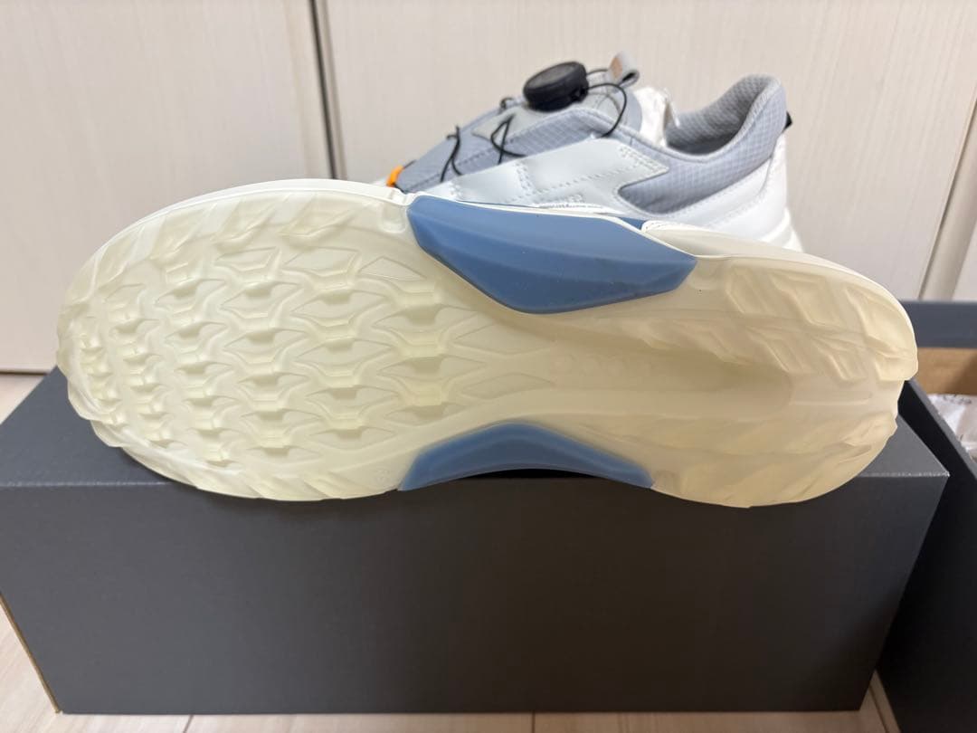 新品未使用　試着のみ ECCO ゴルフシューズ BOAシステム ホワイト