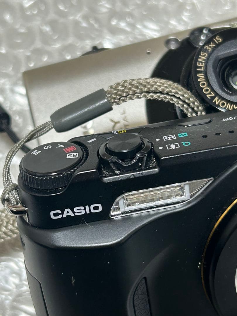 Canon IXY CASIO EXLIM デジカメ2点