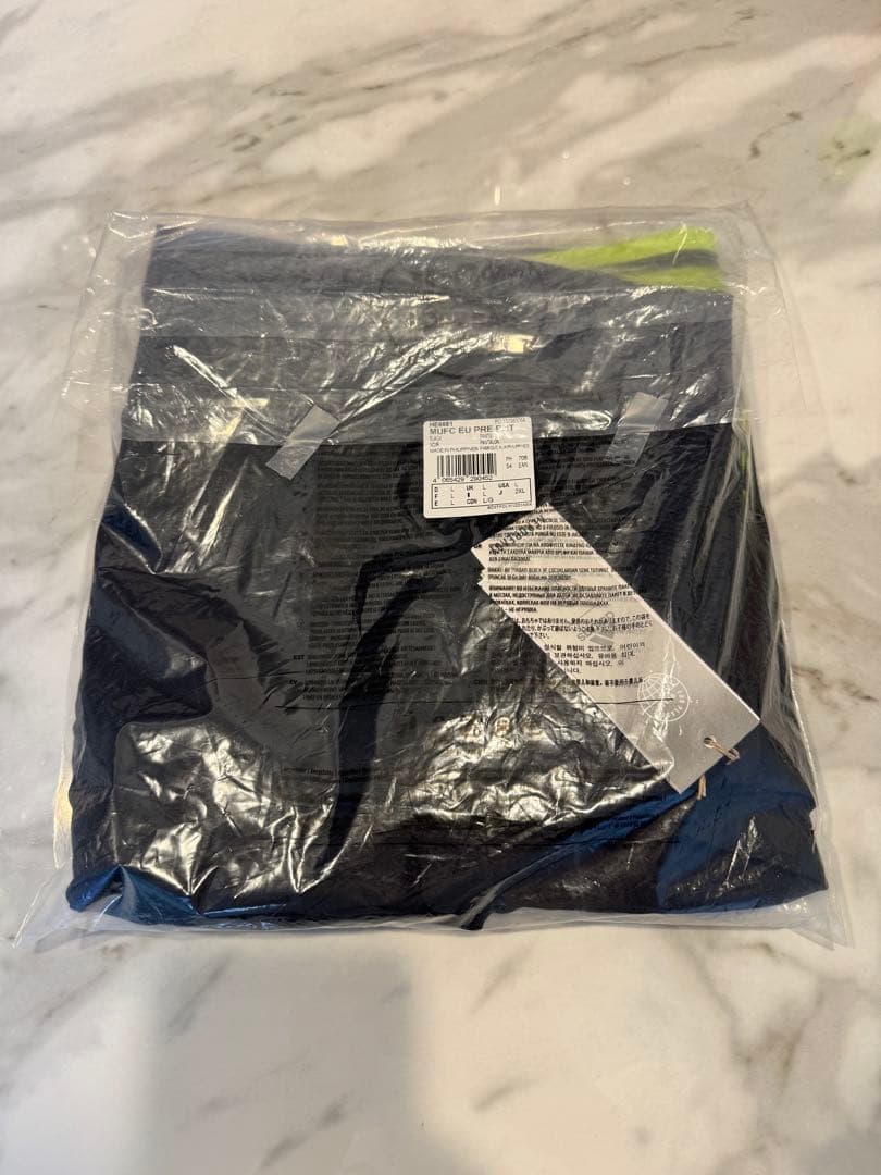 ☆新品未着用Adidas マンチェスターユナイテッド トレーニングパンツ　2XL