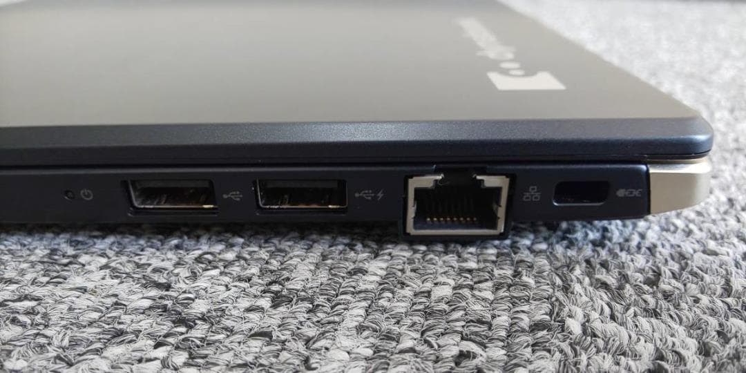 美品 超軽量 779g 2020年度モデル dynabook 第10世代