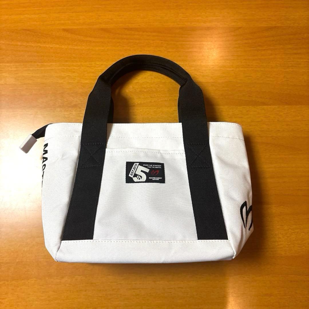 MASTER BUNNY EDITION カートバッグ