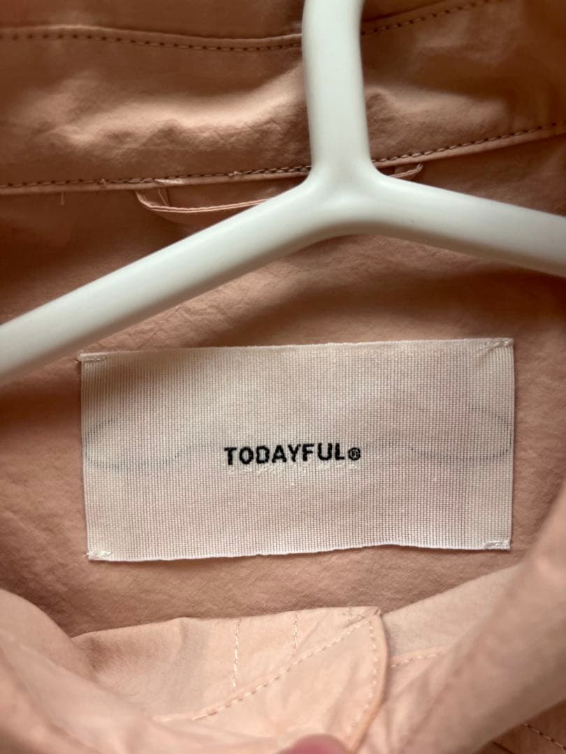 トゥデイフルTypewriter Box Shirts ピンク