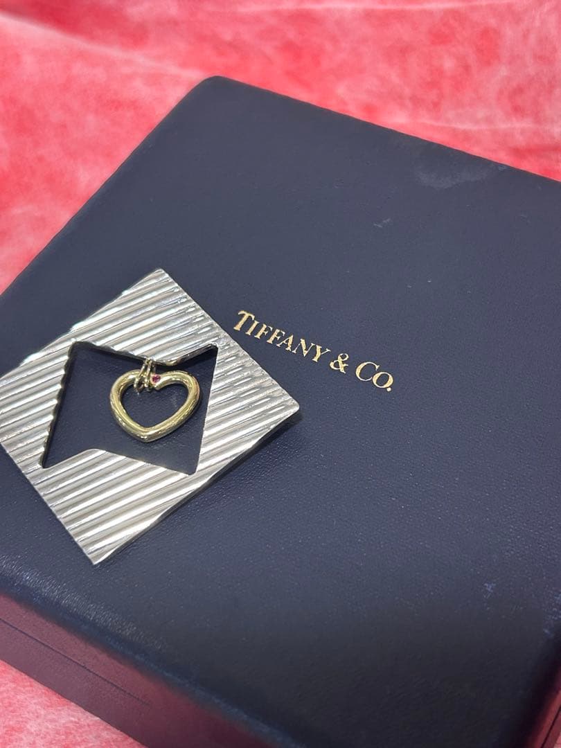 美品Tiffanyヴィンテージ　シルバーブローチレア　K18刻印あり