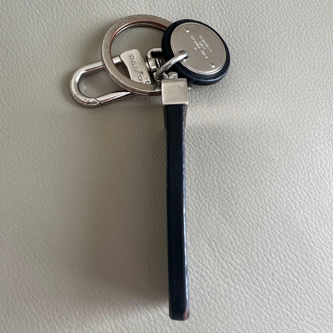 LOUIS VUITTON ルイヴィトン　チャーム　キーホルダー