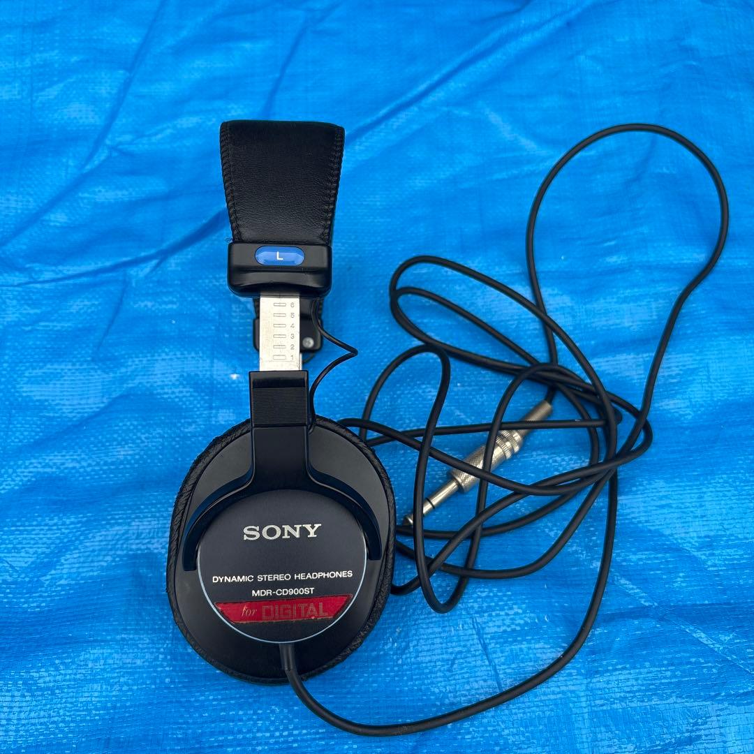 ミ*ト様 SONY ソニーモニターヘッドホン「MDR-CD900ST」