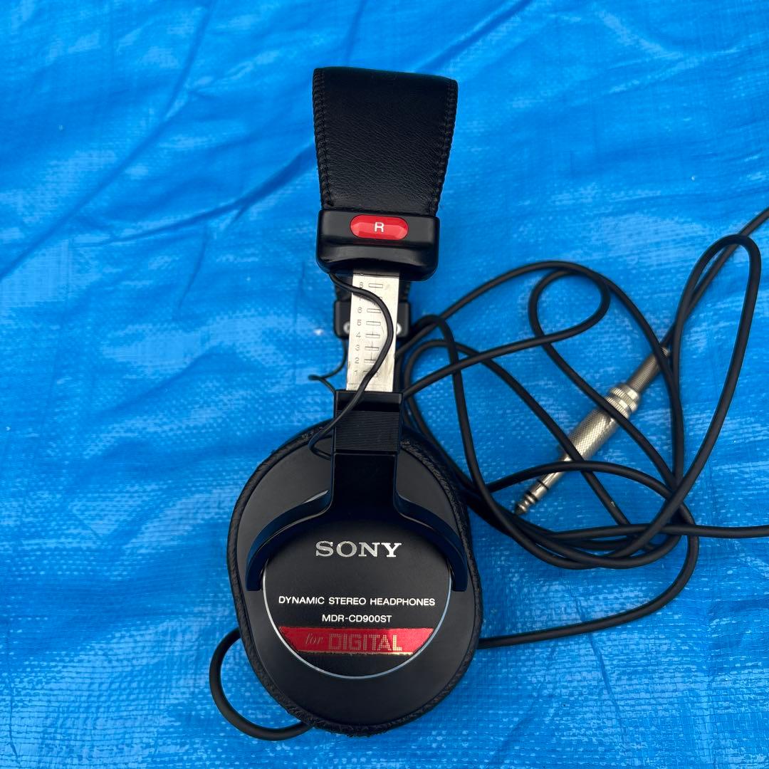 ミ*ト様 SONY ソニーモニターヘッドホン「MDR-CD900ST」
