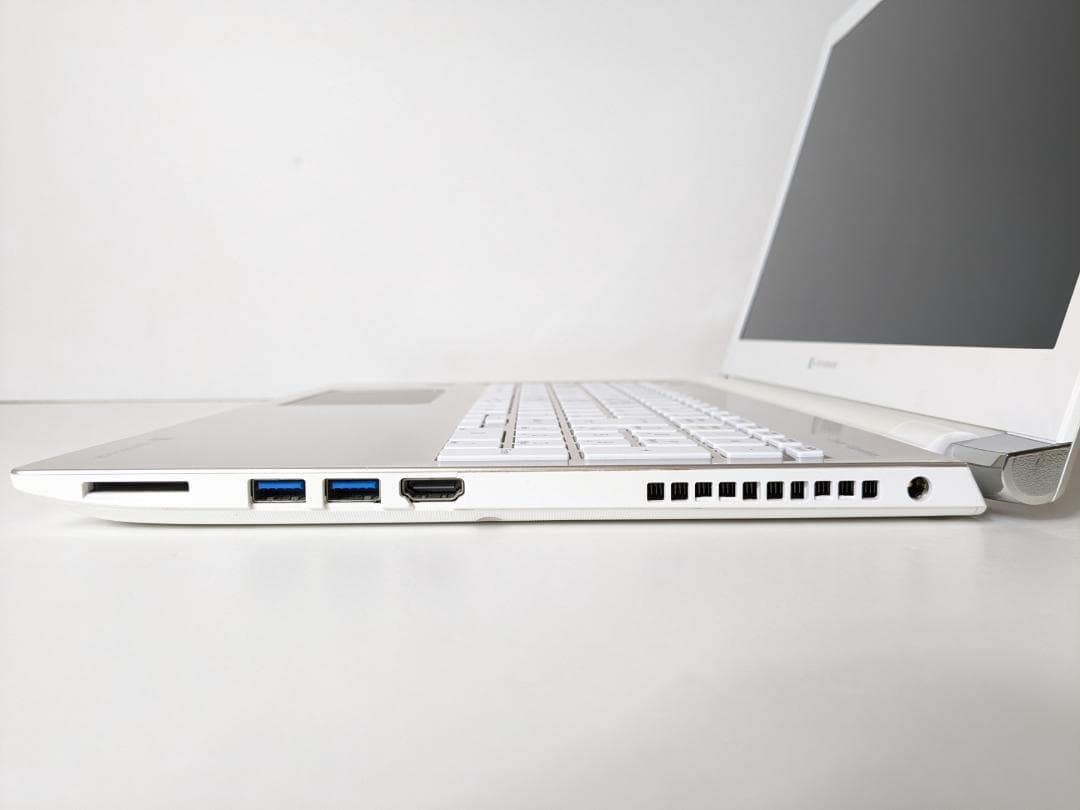 Core i7 メモリ16GB SSD256GB Office dynabook