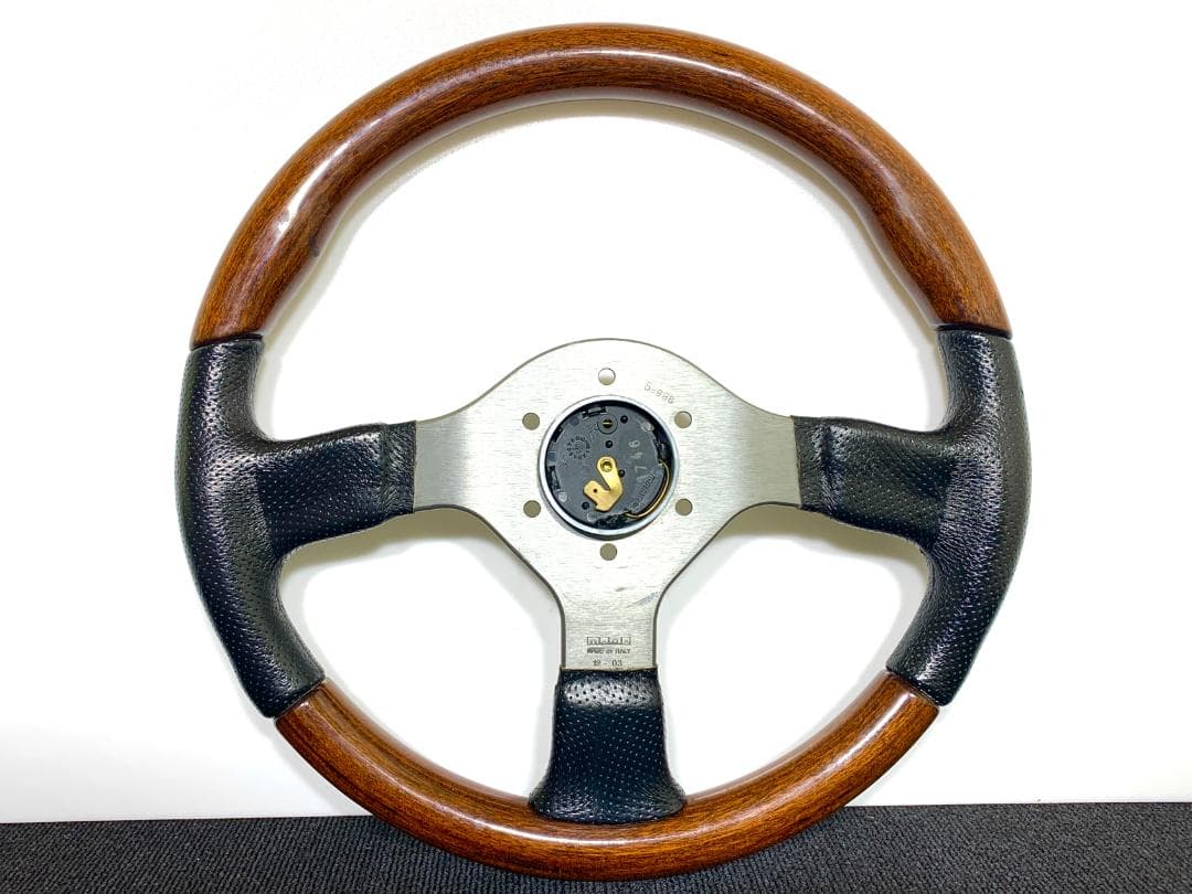 モモ ファイター ホーンボタン＆リング付 レザー＆ウッド 旧車 希少 廃番モデル