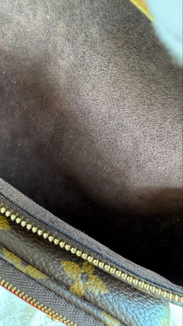 Louis Vuitton モノグラムミニバムバッグ