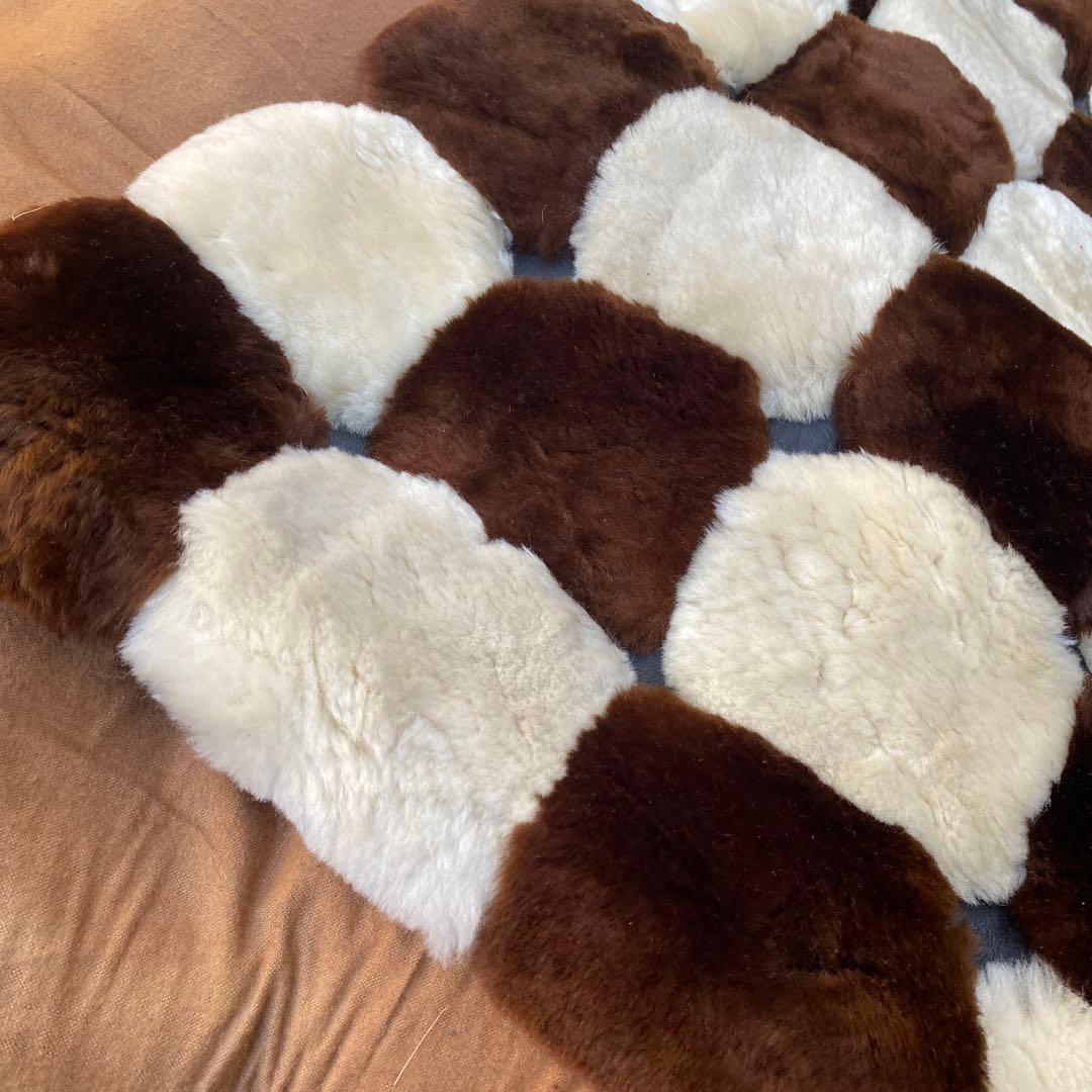 ムートンラグ　大きめ　ムートンカーペット