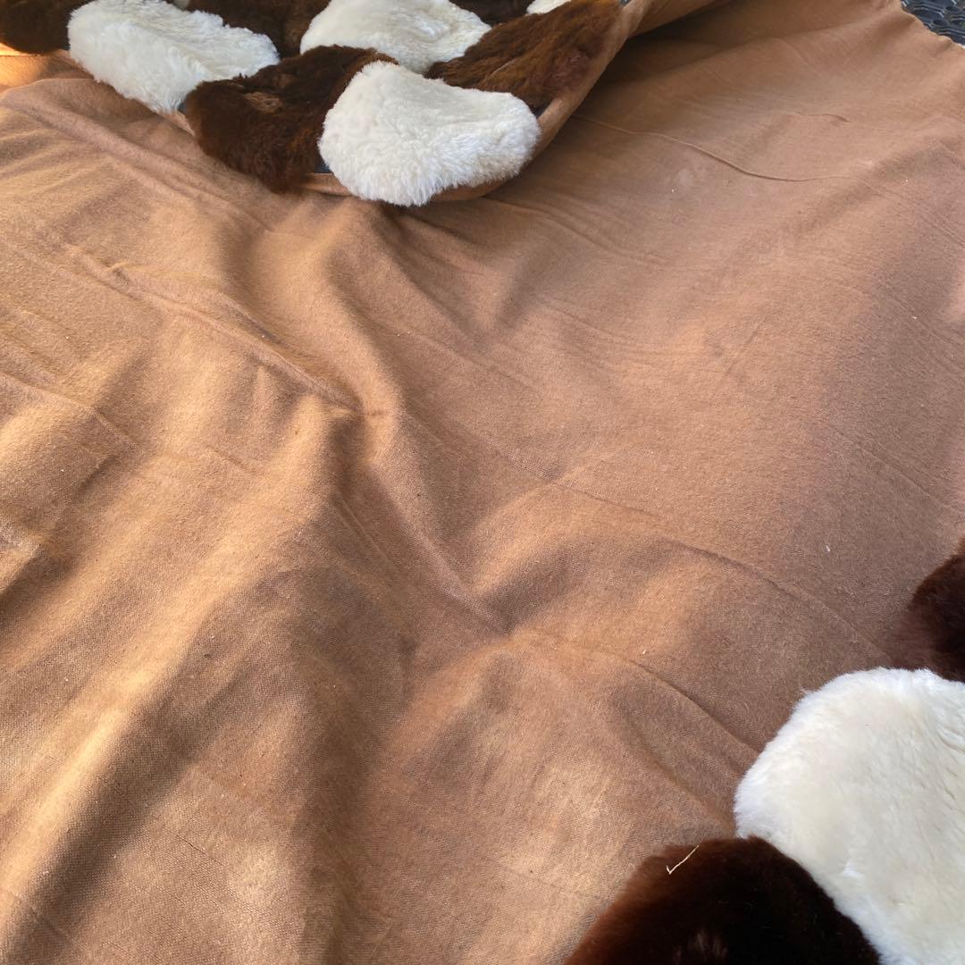 ムートンラグ　大きめ　ムートンカーペット