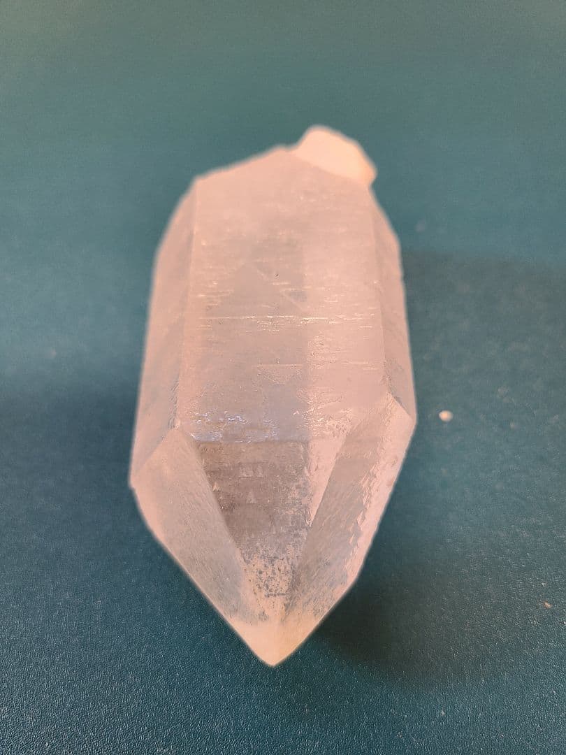 トライゴーニック　水晶