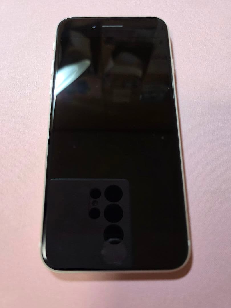 Apple iPhone SE3 64GB SIMフリー ホワイト