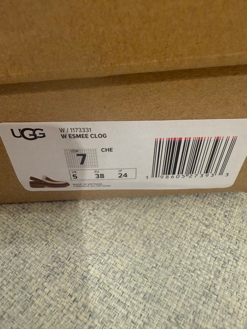 ゆうちん様　ugg エスミー クロッグEsmee Clog 2025 直営店購入