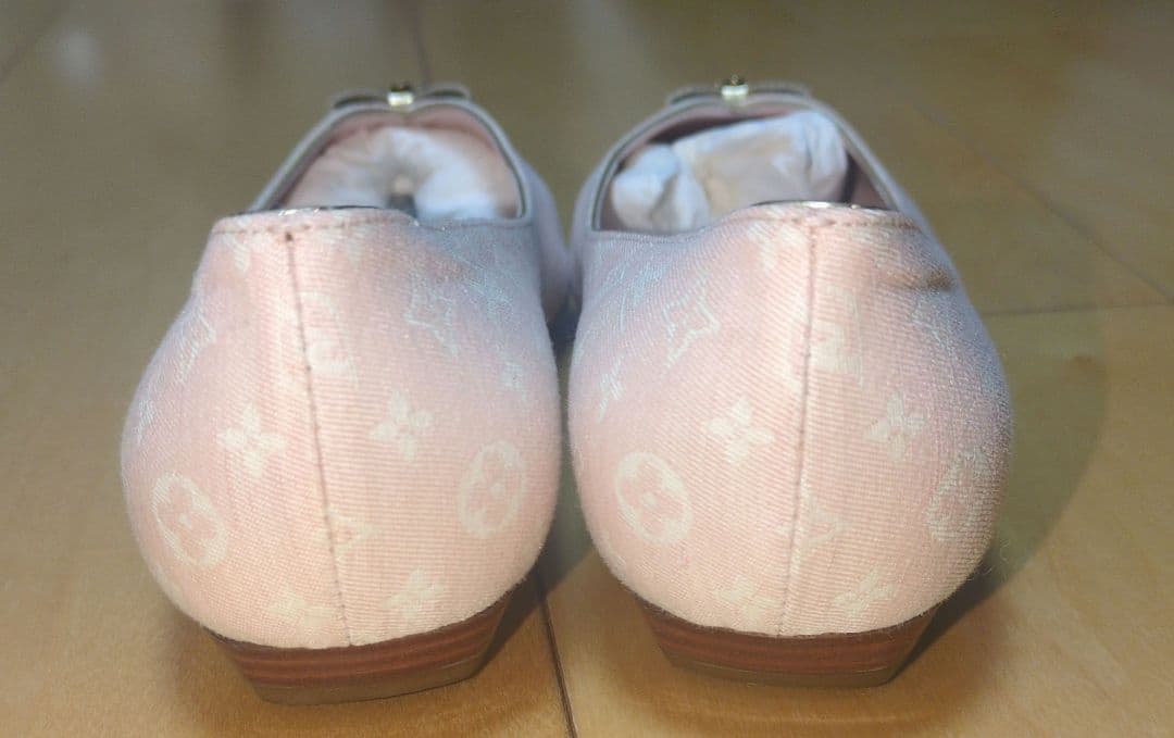 1月24日で一旦停止します。【中古】Louis Vuitton フラットシューズ
