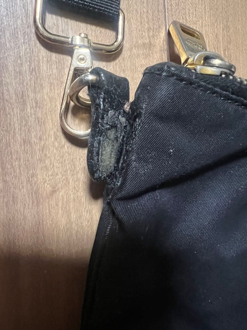 PRADA ブラック リボン ショルダーバッグ