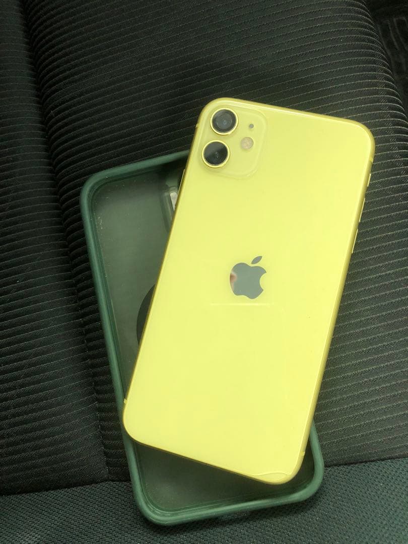 iPhone 11 64GB ゴールド