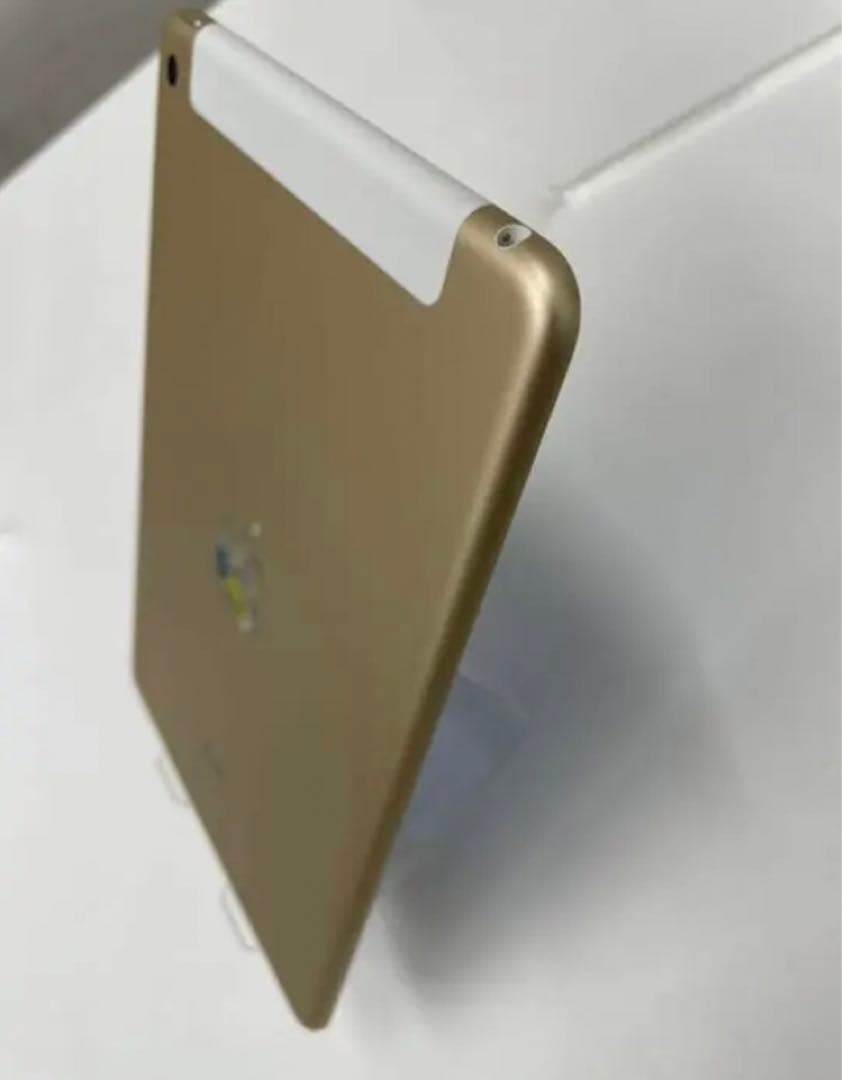 SIMフリー iPadmini4 Wi-Fi+Cellular 16GBゴールド