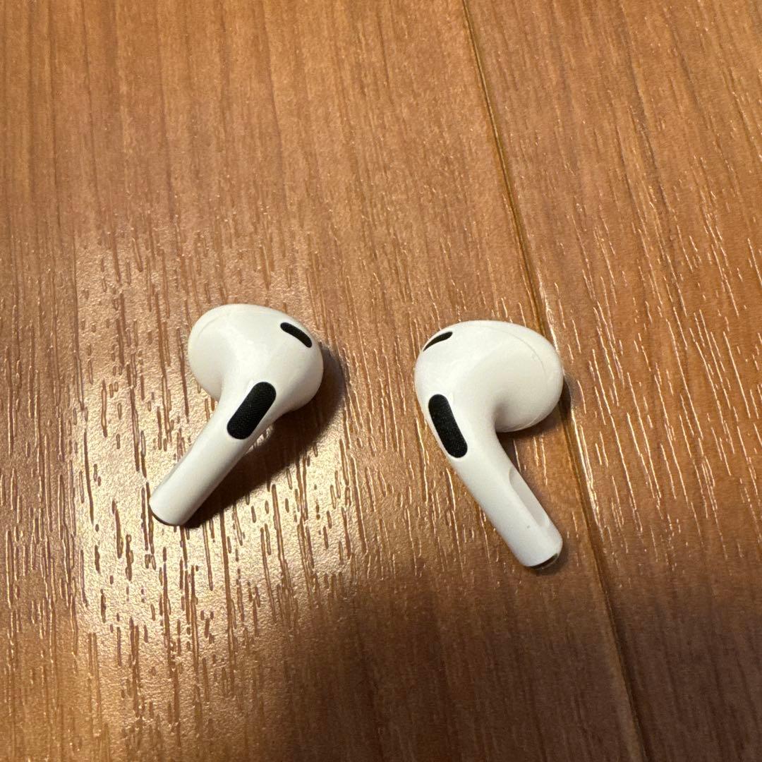 ｟純正｠AirPods【3世代】本体 ホワイト 充電ケース、箱付き