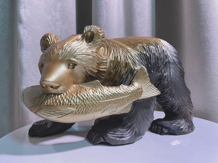 木彫りの熊　アップサイクルアート