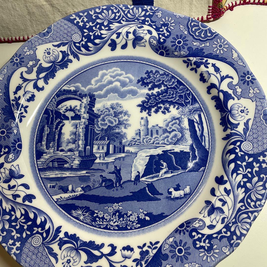 スポード大皿と小皿のセット　合計８枚 26.5×3 4枚　　18.8×4枚