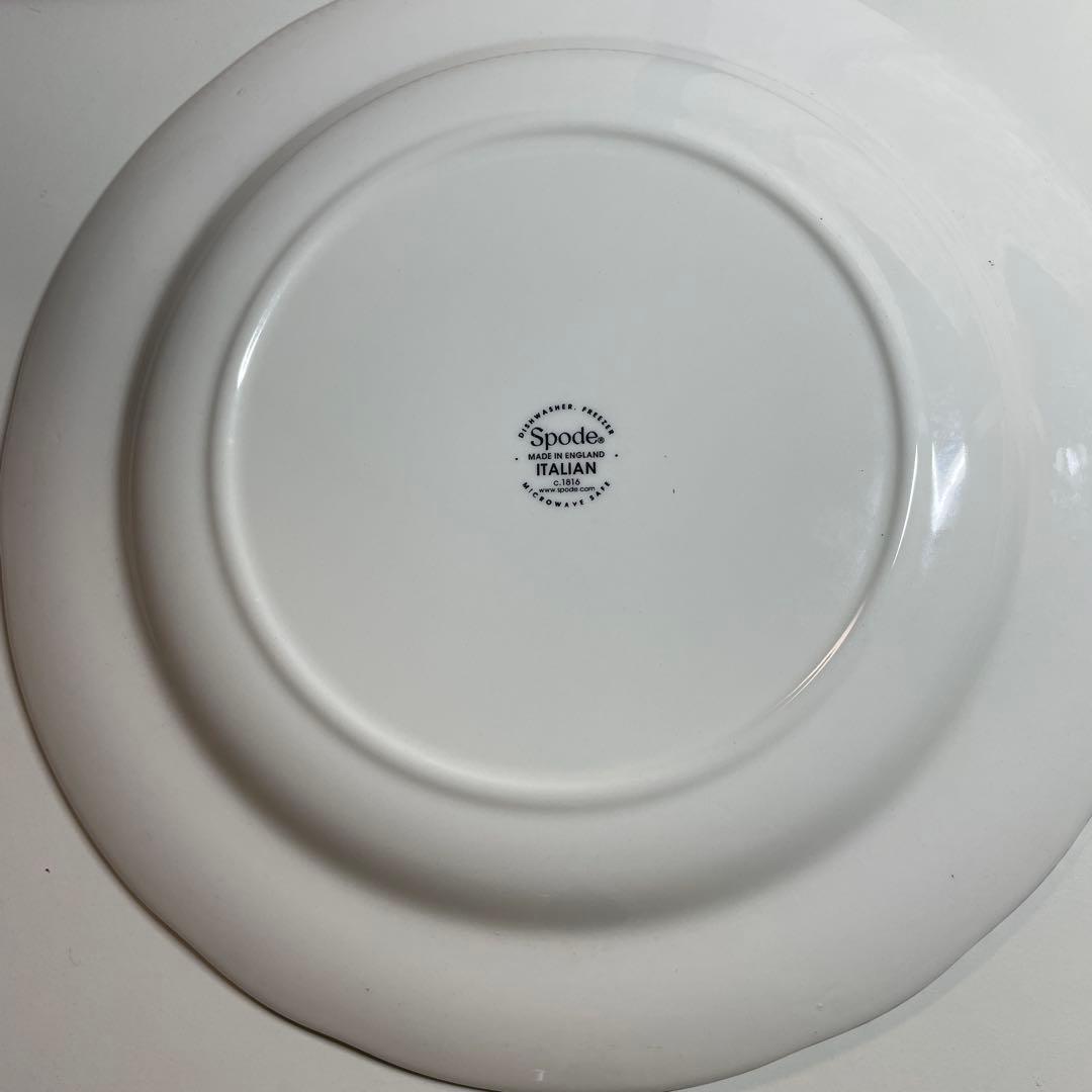 スポード大皿と小皿のセット　合計８枚 26.5×3 4枚　　18.8×4枚