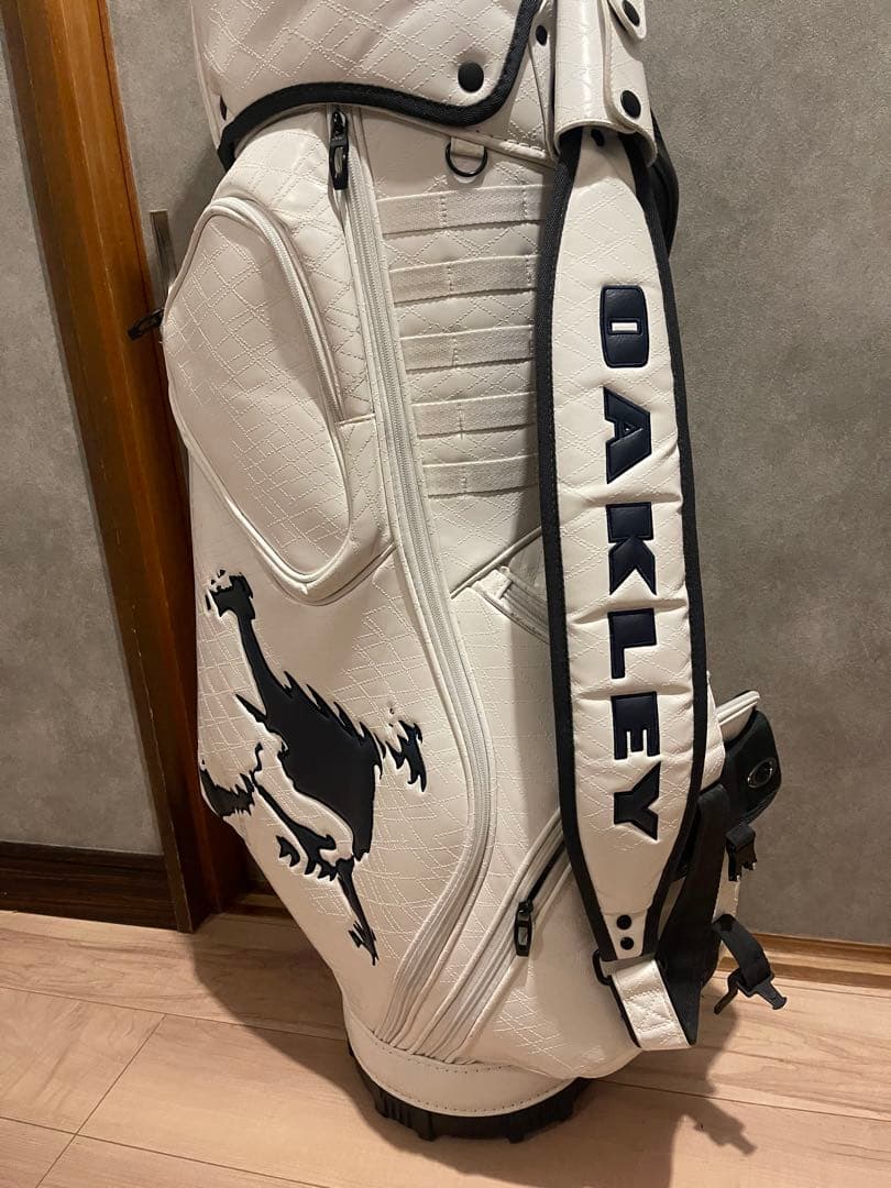 Oakley ゴルフバッグ ホワイト キャディバック