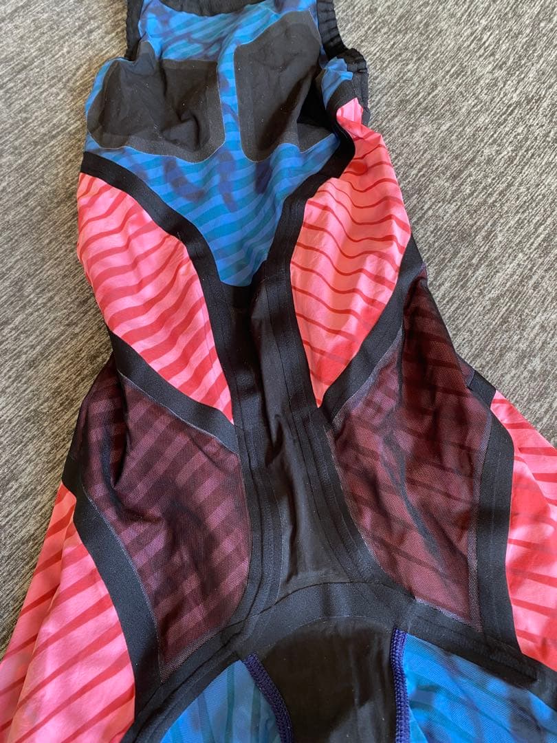 asics 高速水着　トップインパクト　ML