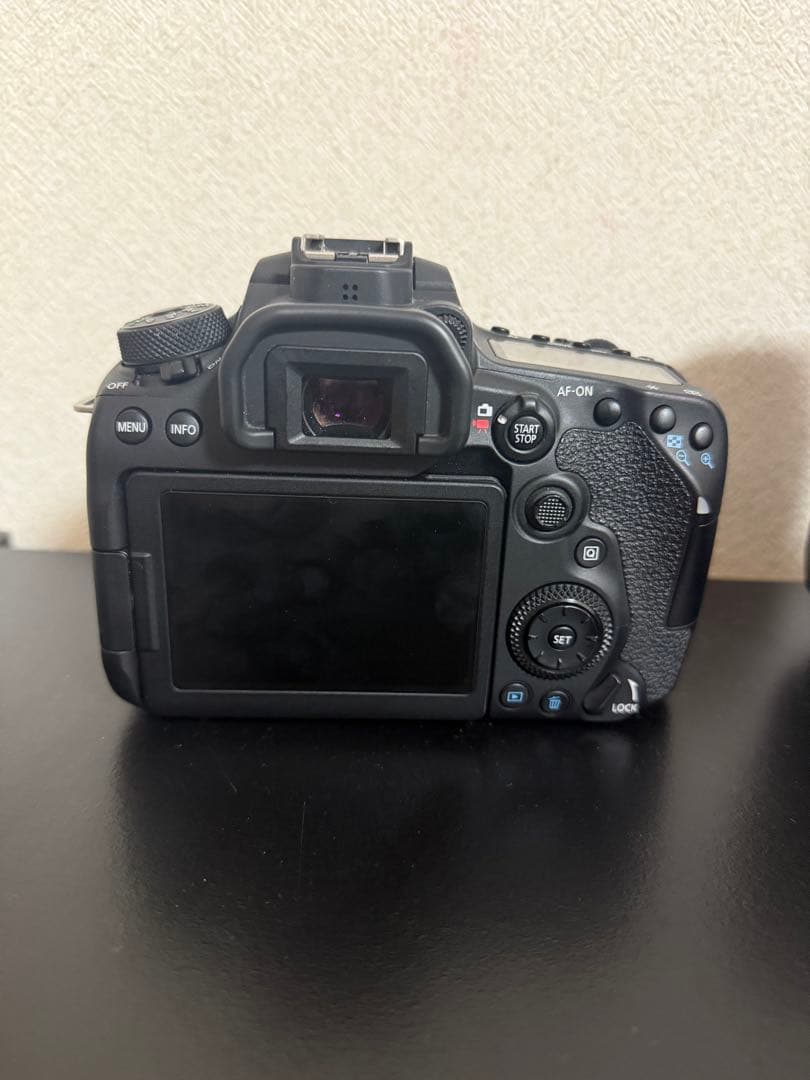 Canon EOS 90D デジタル一眼レフカメラ