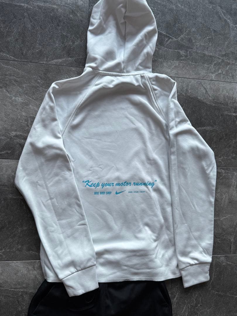 NIKE THERMA-FIT フード付きスウェットセット【美品】