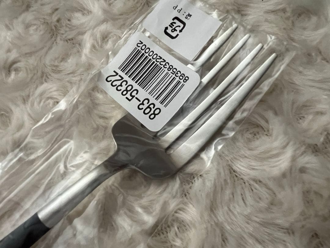 クチポール　カトラリーセット　テーブルナイフ＆テーブルフォークセット　８本セット