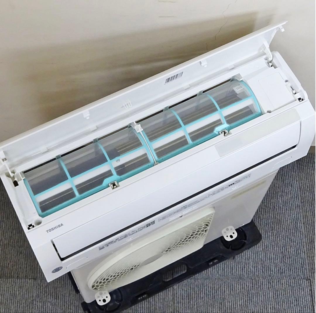 ⭐︎送料込み⭐︎東芝ルームエアコン&室外機 6畳