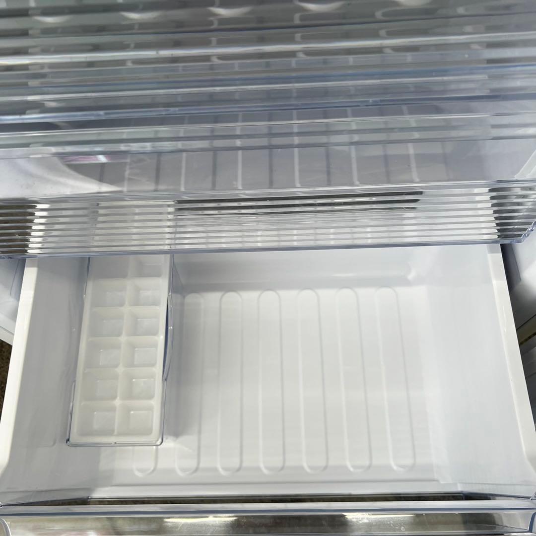 ★127 冷蔵庫　シャープ 大容量　白　安い　中古　同棲　一人暮らし　設置無料