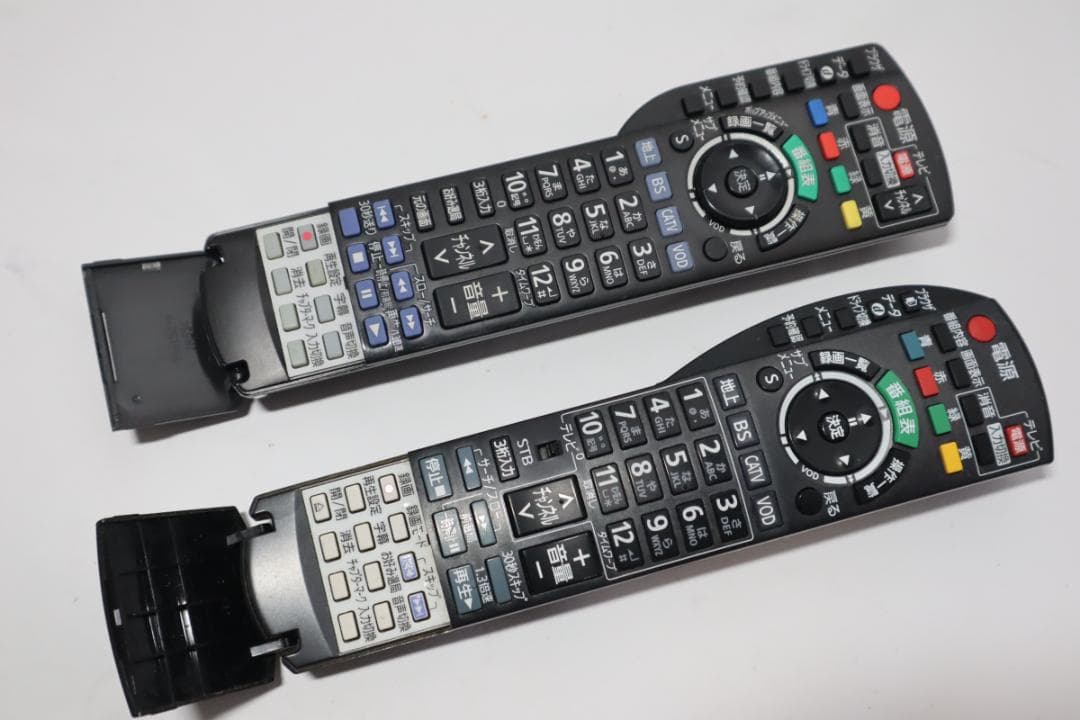 Panasonic TZ-BDT920PW ブルーレイレコーダー リモコン2種