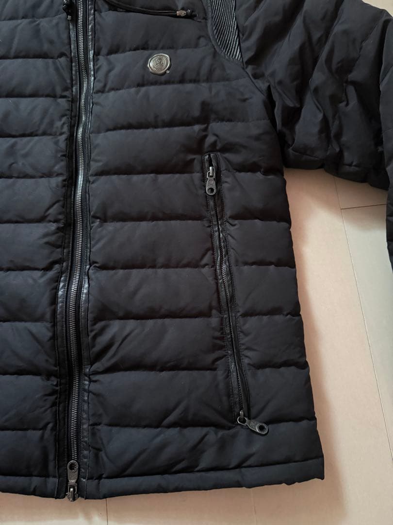 マークアンドロナダウンジャケット黒