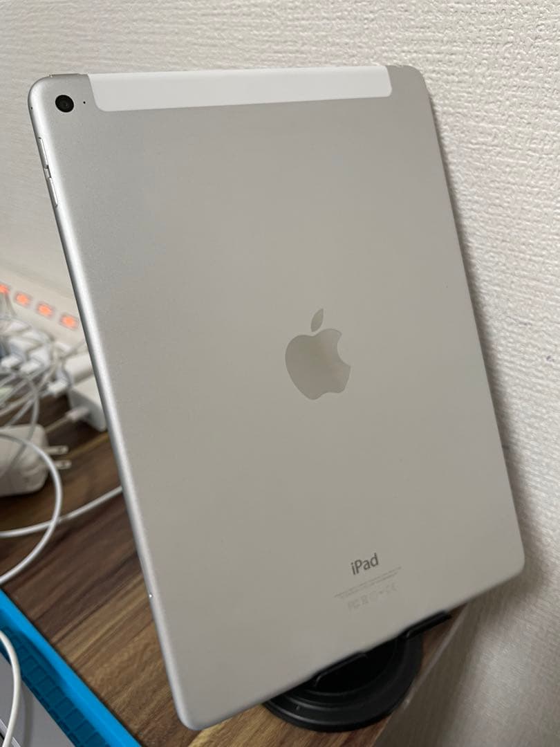 【即日発送】iPadAir2 シルバー 128GB