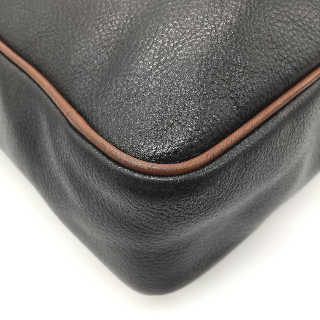 BALLY バリーショルダーバッグ ハンドバッグ レザー 本革 ロック金具