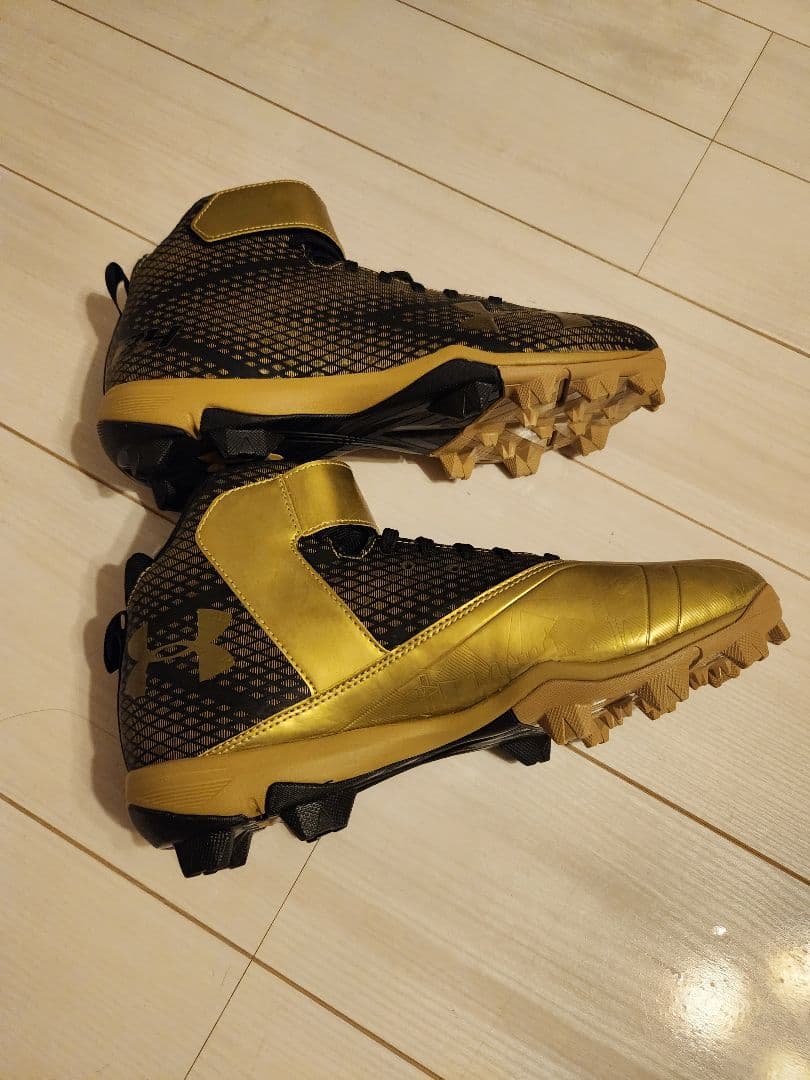 海外限定　アンダーアーマー野球スパイク