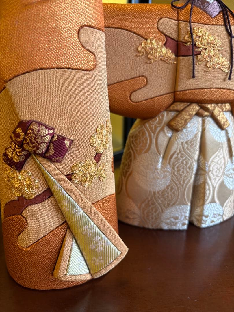 最終値下げ！真多呂人形　男雛30㎝女雛25㎝　雛人形　木目込人形　金屏風と飾り台