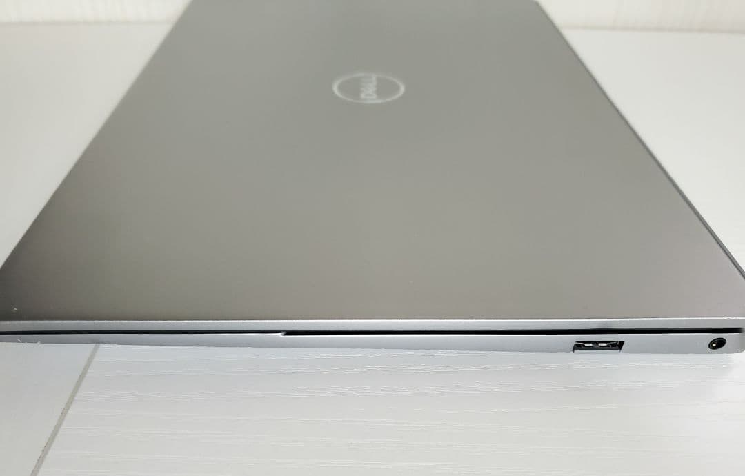 Windowsノート本体 Vostro5320 Corei5-1240P 8GB 256GB