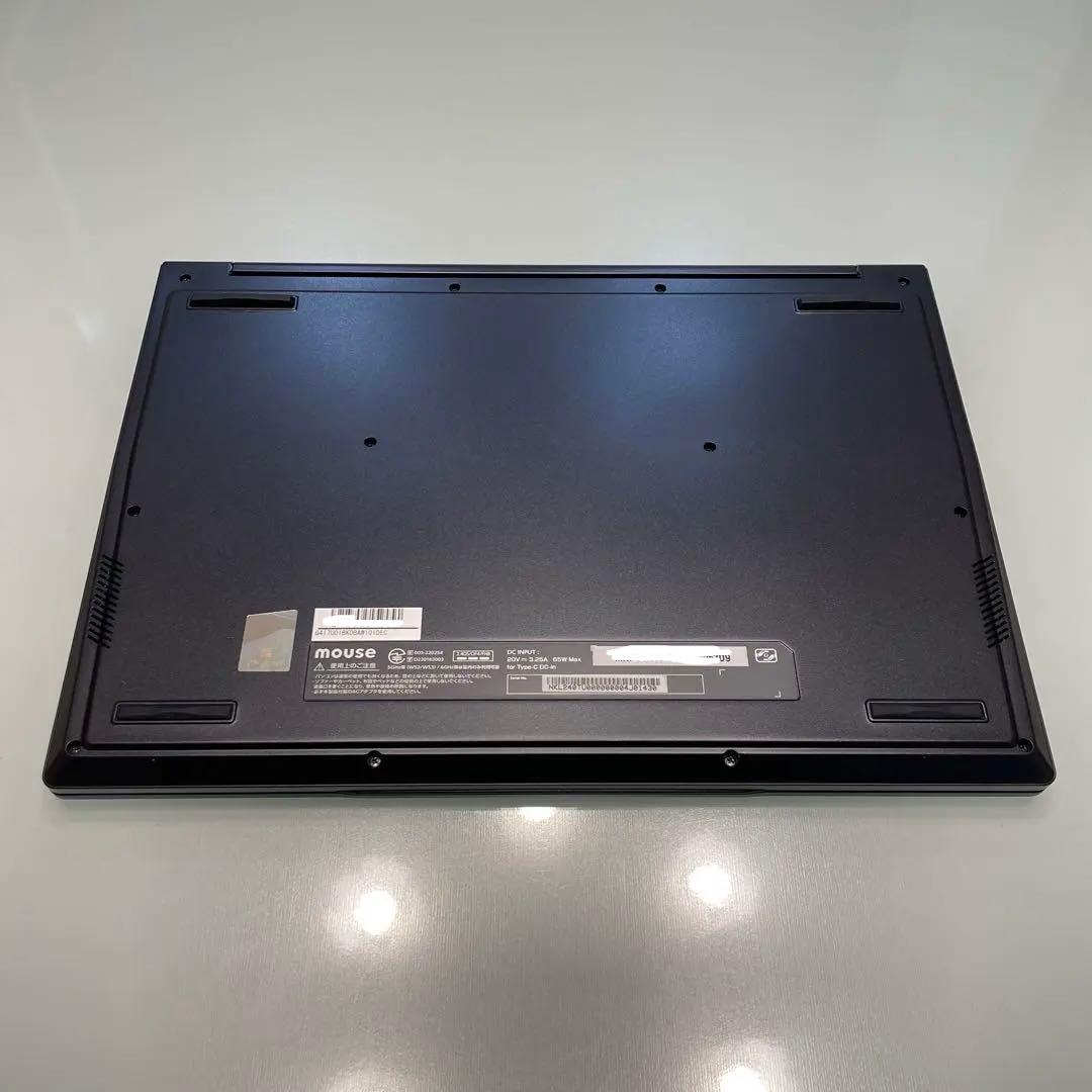 Core Ultra 7 155U 12コア 24GBメモリ 500GBSSD