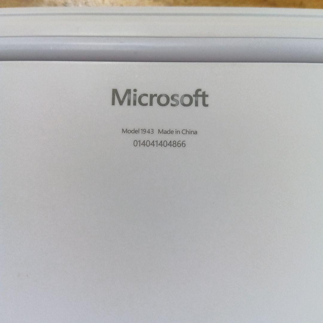 Microsoft Surface Laptop go シルバー office