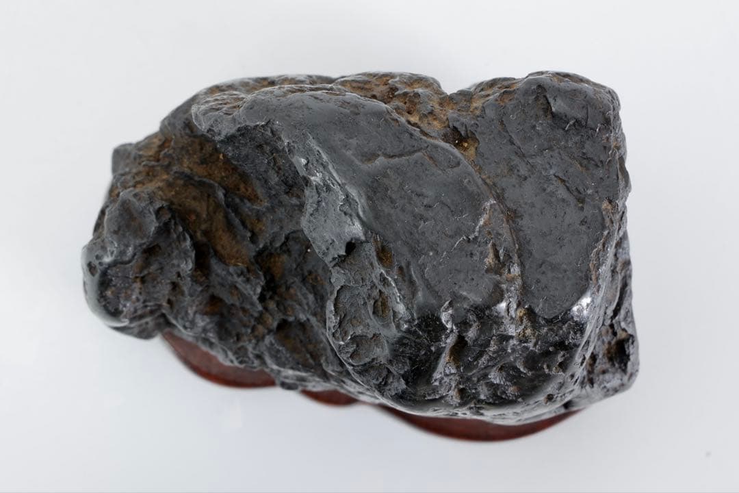 姫川産 黒石 銘石 鑑賞石 1.3kg 台座付 水石 自然石 原石 盆石 景石