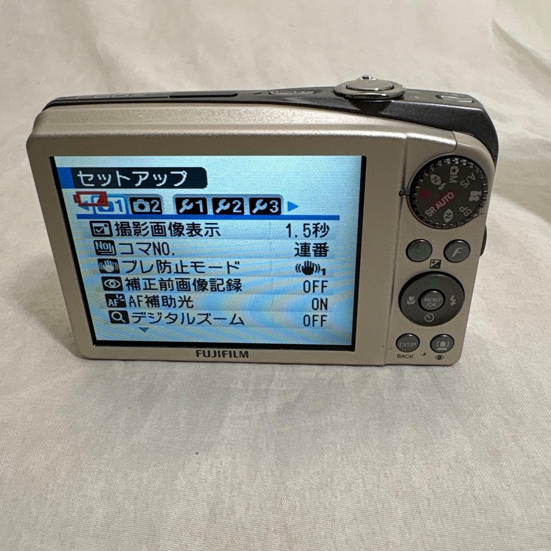 富士フィルム FINEPIX F60fd ☆シルバー☆取扱説明書・充電器・充電式