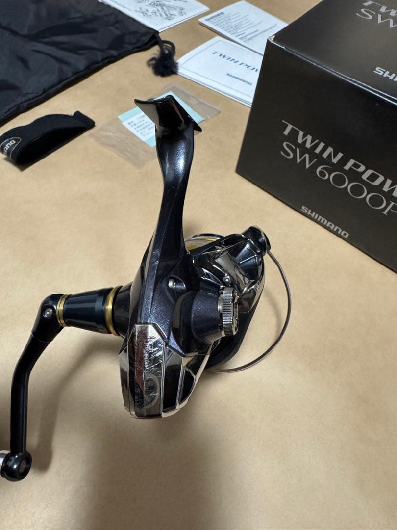 シマノ　15ツインパワーSW 6000PG スピニングリール　中古品