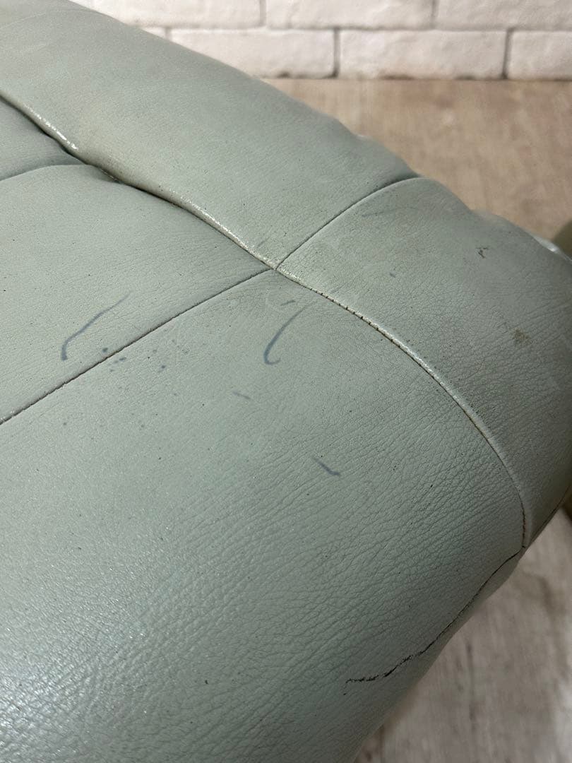 【東京都内23区配送無料】高級　リクライニングパーソナル　チェア　椅子　ソファー