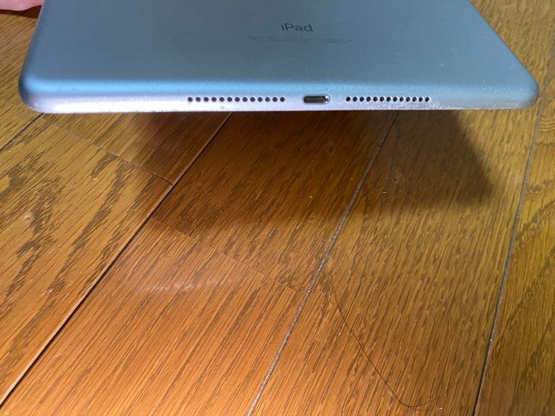 【値下げ】iPad 第6世代　WiFi+Cellular 32GB 本体のみ