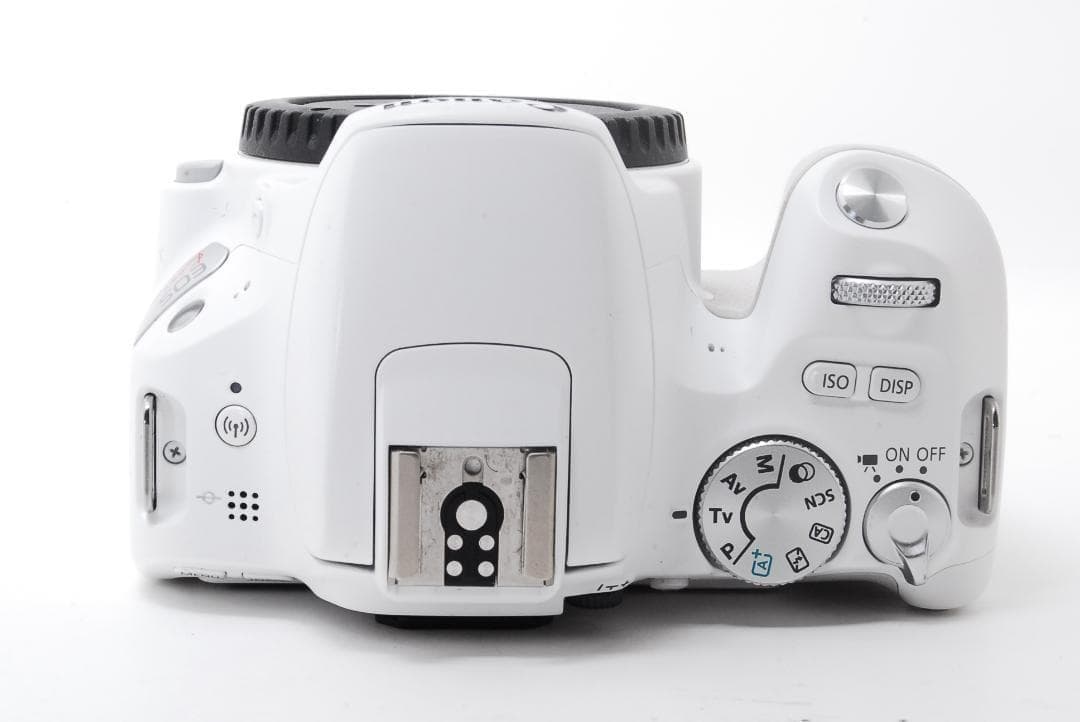 Canon Kiss X9 白 レンズキット 三脚バッグ付